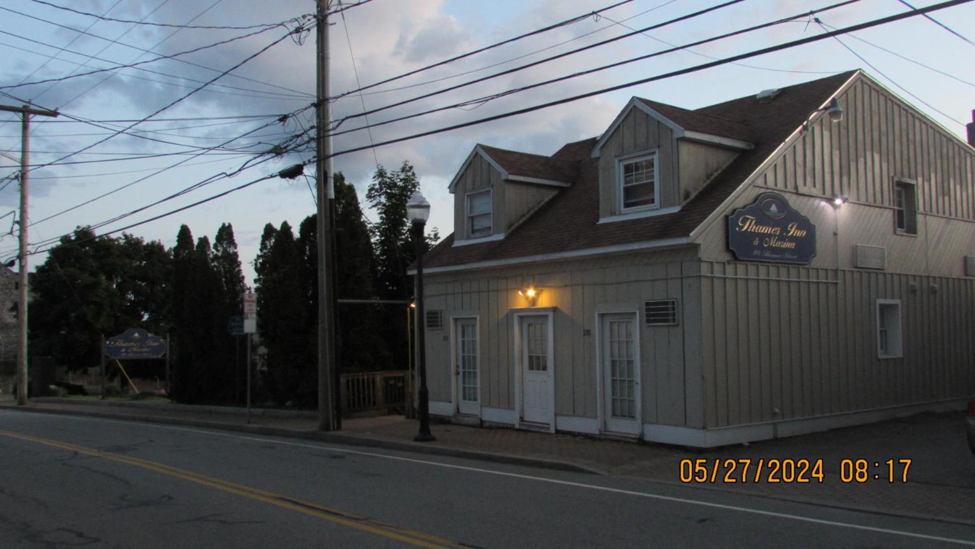Thames Inn And Marina กรอตัน ภายนอก รูปภาพ